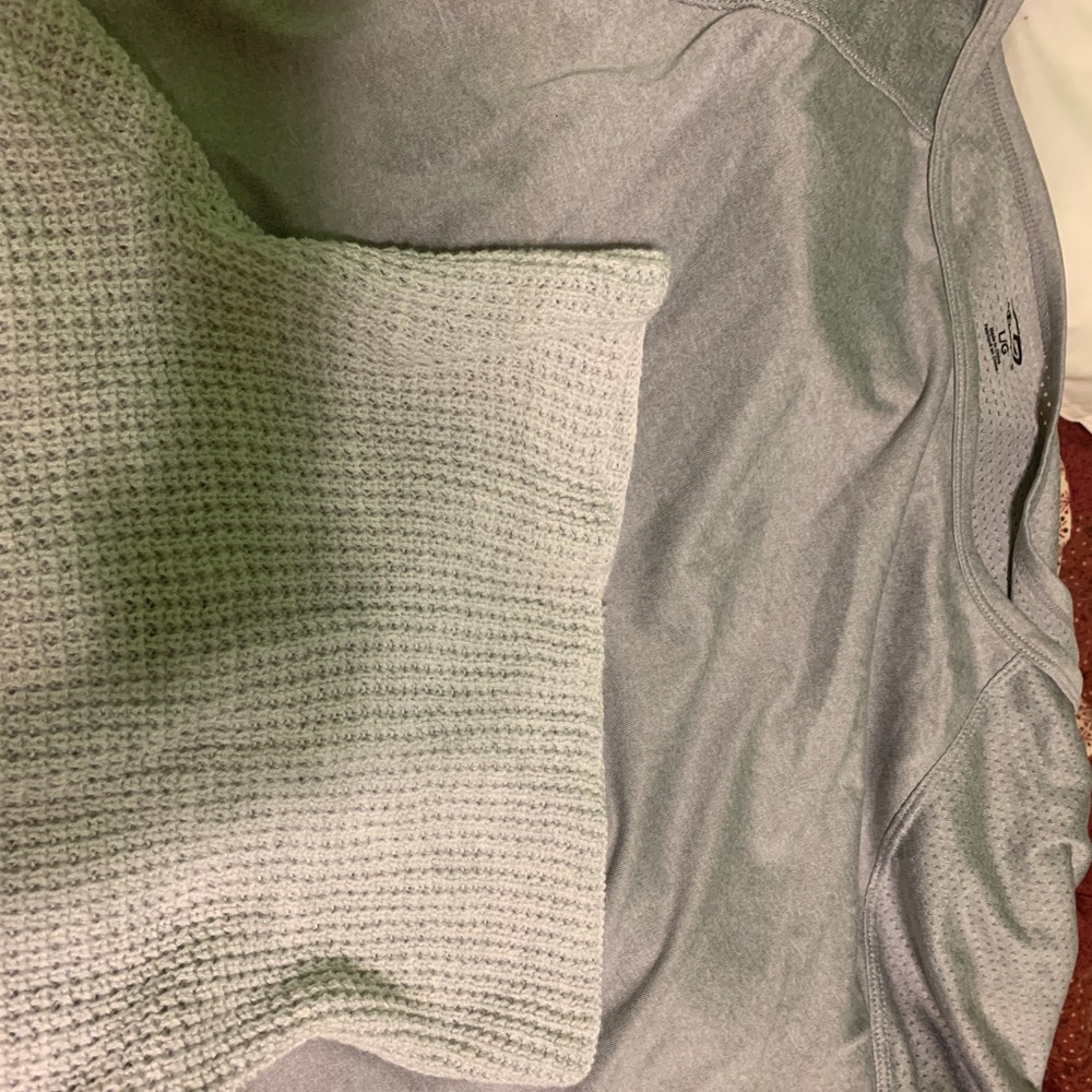 Cowl/turtle neck sweater - Picture 2 of 5